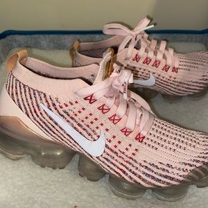 Pink Nike Vapor Max